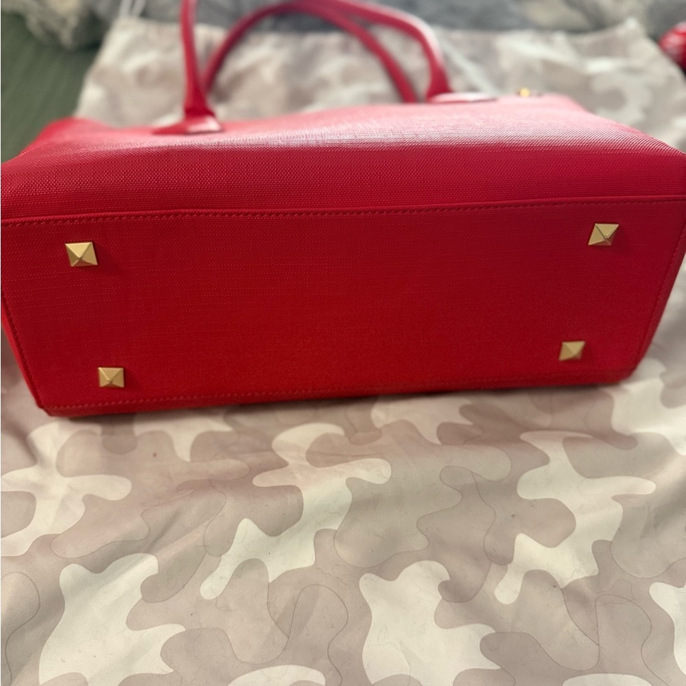 Dagne Dover Vibrant Red Tote Bag - Picture 3 of 6